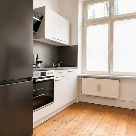 Familienfreundliches Zentrales Altbau-apartment Mit Kostenlosen Parkmoeglichkeiten Apartmán Wißmar