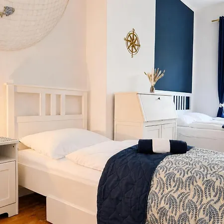 Familienfreundliches Zentrales Altbau-apartment Mit Kostenlosen Parkmoeglichkeiten Apartmán Wißmar