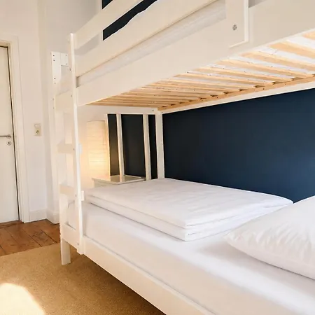 Apartmán Familienfreundliches Zentrales Altbau-apartment Mit Kostenlosen Parkmoeglichkeiten Wißmar
