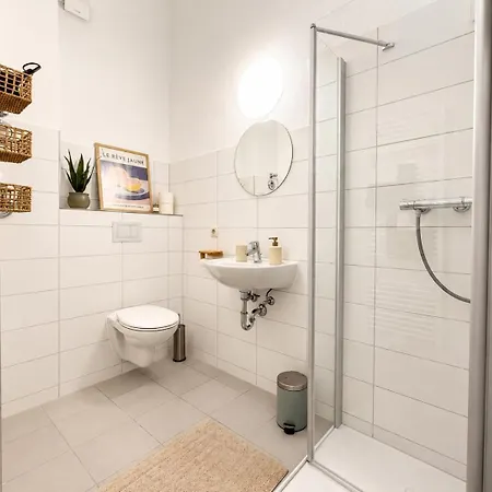 Apartmán Familienfreundliches Zentrales Altbau-apartment Mit Kostenlosen Parkmoeglichkeiten Wißmar